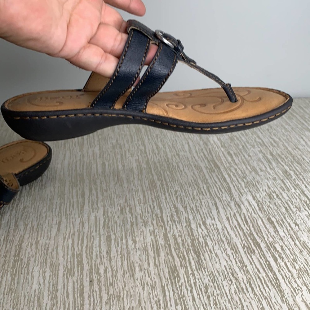 BORN BLACK BROWN LEATHER SANDALS SIZE 8 - Picture 7 of 8
